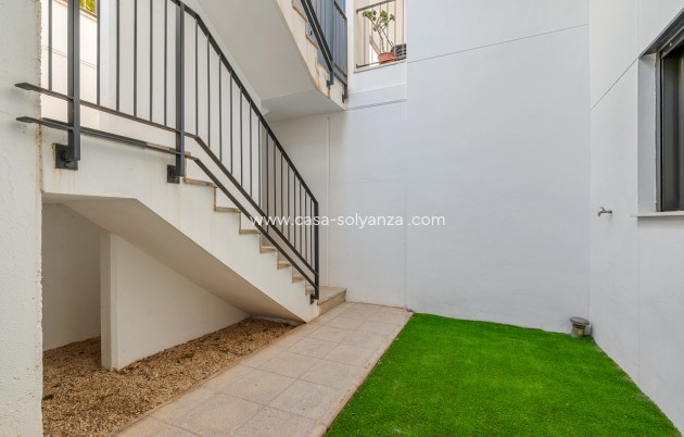 Resale - Apartment / flat - Campoamor - Costa Blanca
