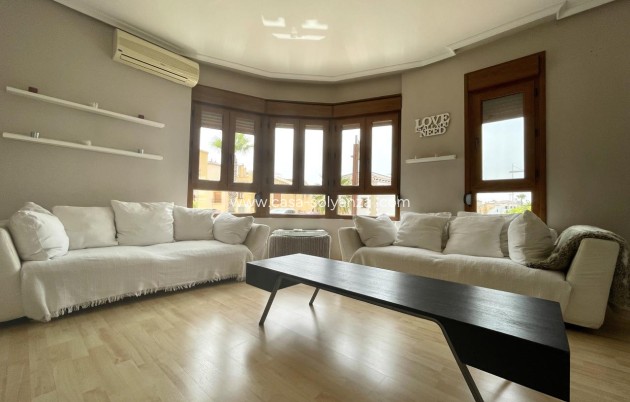 Resale - Villa - Algorfa - Costa Blanca