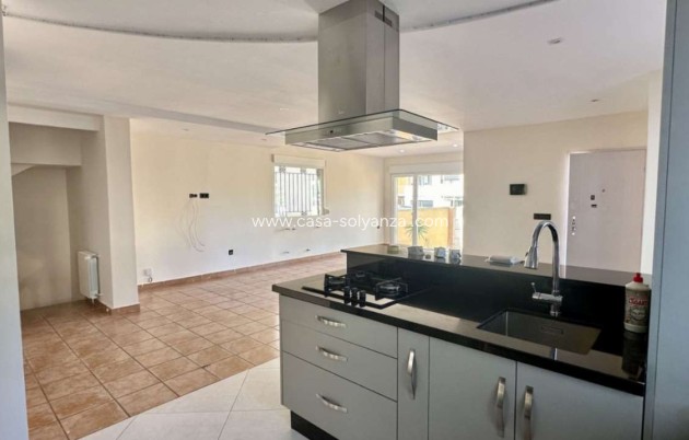 Wiederverkauf - Villa - Orihuela - Villamartín-Las Filipinas