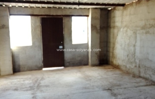 Herverkoop - Finca / Country Property - Caudete