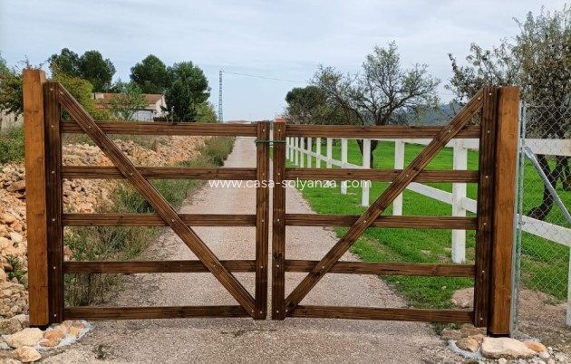 Wiederverkauf - Equestrian property - Monóvar