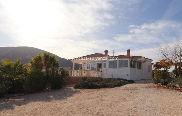 Resale - Villa - La Romana