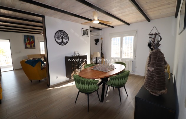 Resale - Villa - La Romana