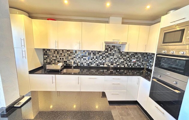 Revente - Maison de ville - Villamartin - Costa Blanca