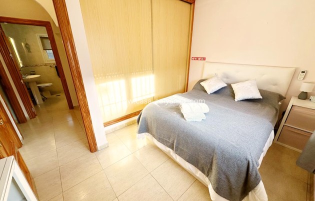 Reventa - Villa - Lo Santiago - Inland