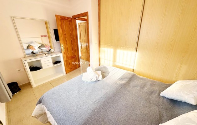 Reventa - Villa - Lo Santiago - Inland