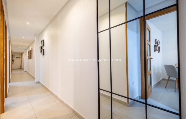 Wiederverkauf - Wohnung - Torrevieja - Center