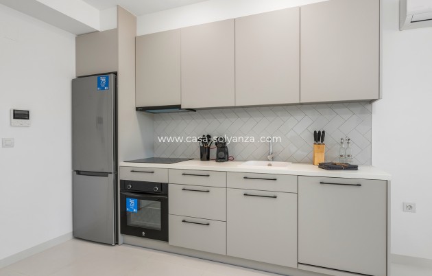 Resale - Apartment / flat - San Miguel de Salinas - Inland