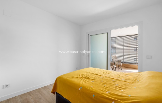 Resale - Apartment / flat - Punta Prima - Costa Blanca