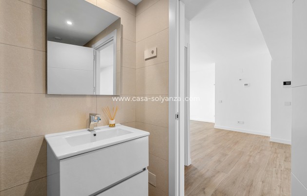 Resale - Apartment / flat - Punta Prima - Costa Blanca