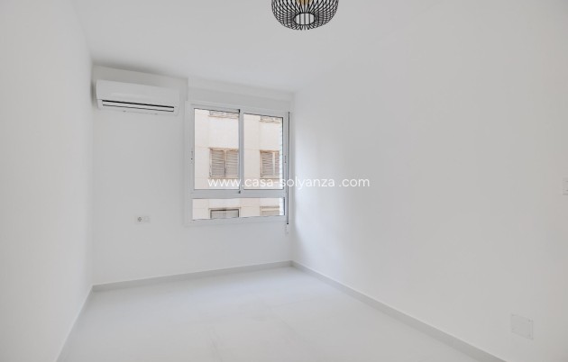 Wiederverkauf - Wohnung - Torrevieja - Acequion