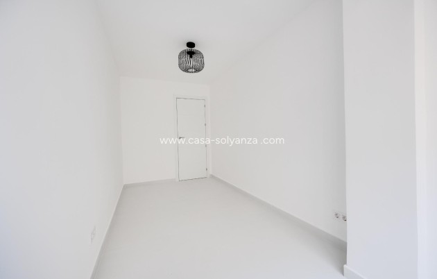 Wiederverkauf - Wohnung - Torrevieja - Acequion