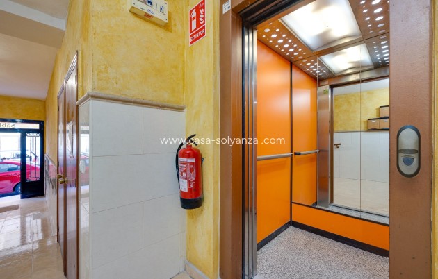 Wiederverkauf - Wohnung - Torrevieja - Acequion