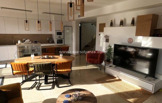 Resale - Villa - Algorfa - La Finca Golf Resort