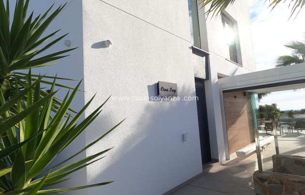 Resale - Villa - Algorfa - La Finca Golf Resort