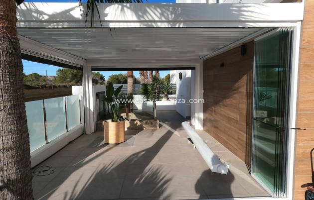 Resale - Villa - Algorfa - La Finca Golf Resort