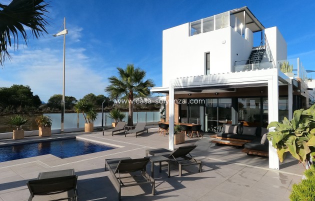 Resale - Villa - Algorfa - La Finca Golf Resort