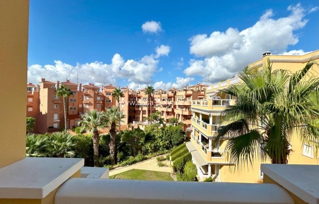 Resale - Apartment / flat - Orihuela Costa - Aguamarina