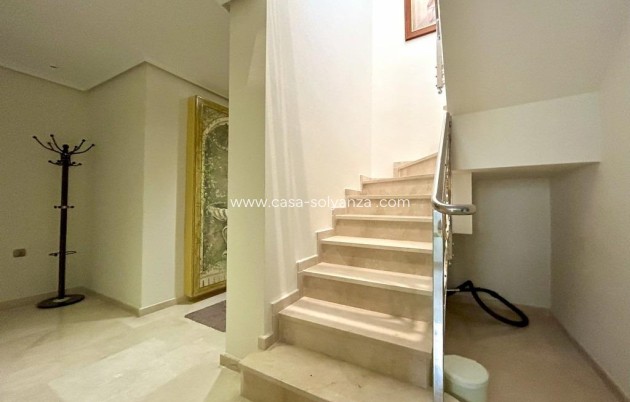 Resale - Apartment / flat - Orihuela Costa - Aguamarina