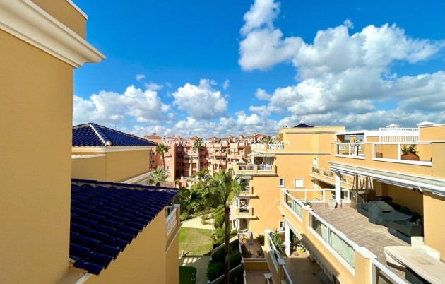Resale - Apartment / flat - Orihuela Costa - Aguamarina