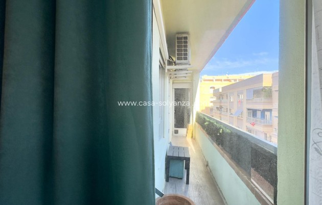 Herverkoop - Reclame - Torrevieja - Playa De Los Naufragos