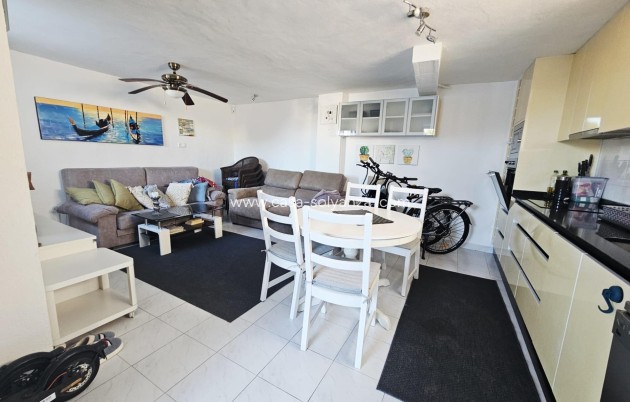 Resale - Apartment / flat - Torrevieja - Cabo cervera