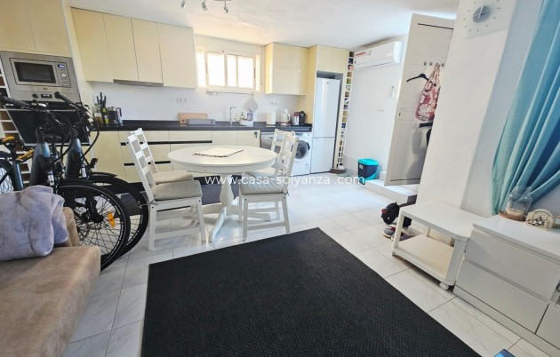 Resale - Apartment / flat - Torrevieja - Cabo cervera