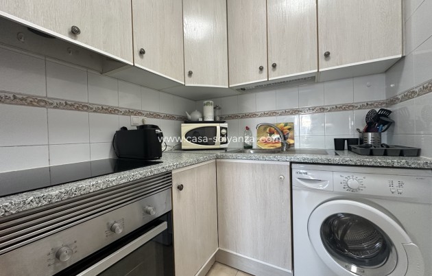 Resale - Apartment / flat - La Zenia - Costa Blanca