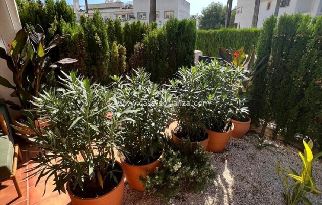 Resale - Apartment / flat - Orihuela Costa - Villamartín