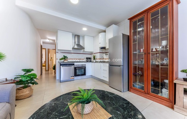 Resale - Apartment / flat - Alicante - Carolinas Bajas