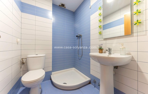 Resale - Apartment / flat - Alicante - Carolinas Bajas