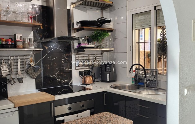 Herverkoop - Herenhuis - Algorfa