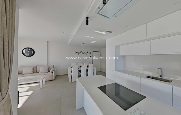 Resale - Apartment / flat - Orihuela - Las Colinas Golf