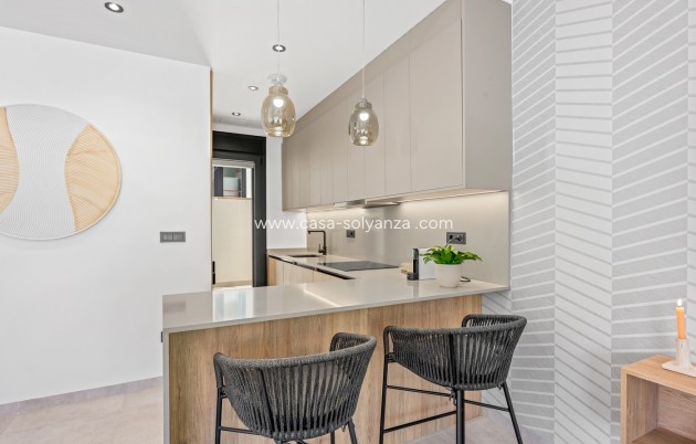 Resale - Villa - Orihuela Costa - Costa Blanca