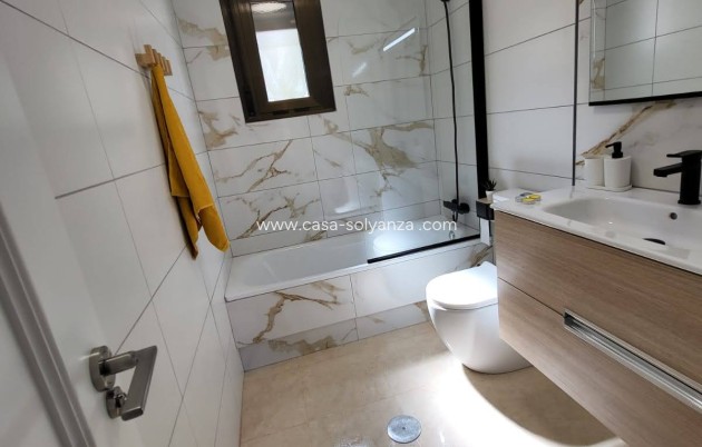 Revente - Maison de ville - Villamartin - Costa Blanca