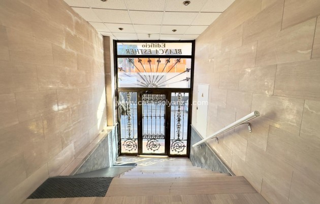 Wiederverkauf - Wohnung - Torrevieja - Center