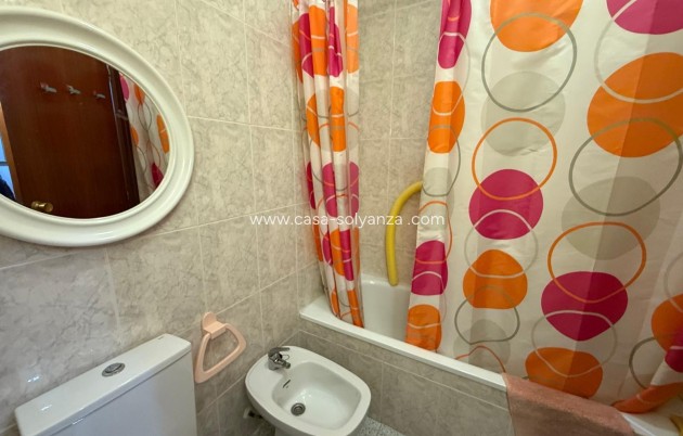 Resale - Apartment / flat - Torrevieja - Center