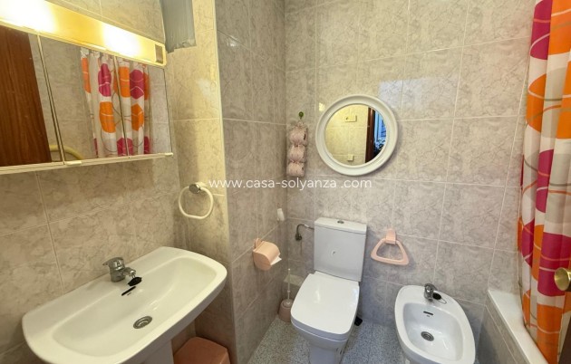 Resale - Apartment / flat - Torrevieja - Center