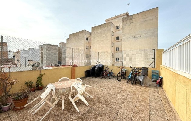 Resale - Apartment / flat - Torrevieja - Center