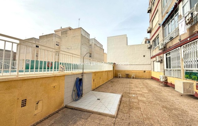 Resale - Apartment / flat - Torrevieja - Center
