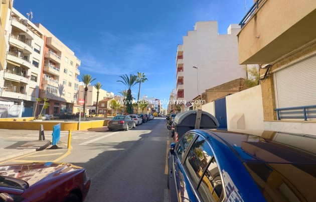 Wiederverkauf - Wohnung - Torrevieja