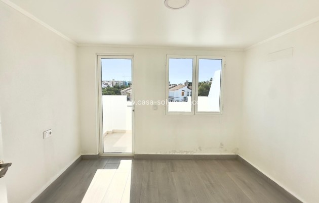 Resale - Townhouse - Torrevieja - La Mata