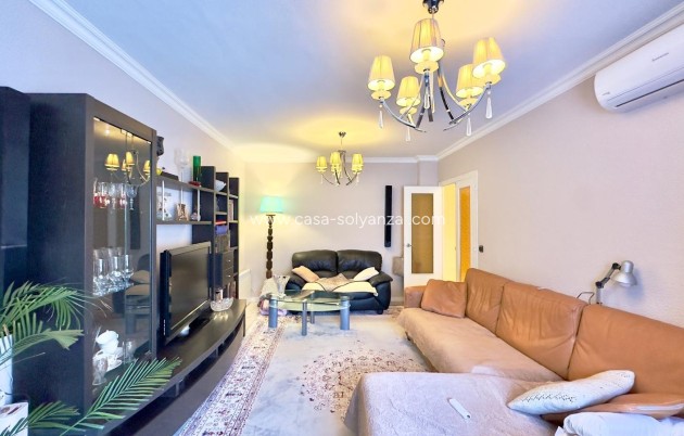 Resale - Apartment / flat - Torrevieja - Center