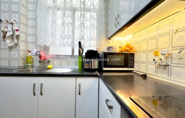 Resale - Apartment / flat - Torrevieja - Center