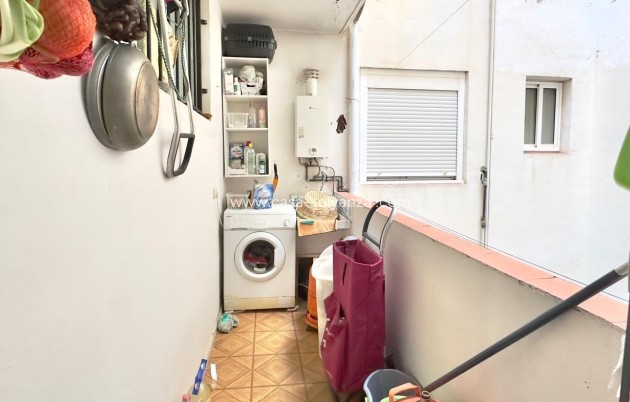 Resale - Apartment / flat - Torrevieja - Center