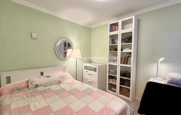 Resale - Apartment / flat - Torrevieja - Center