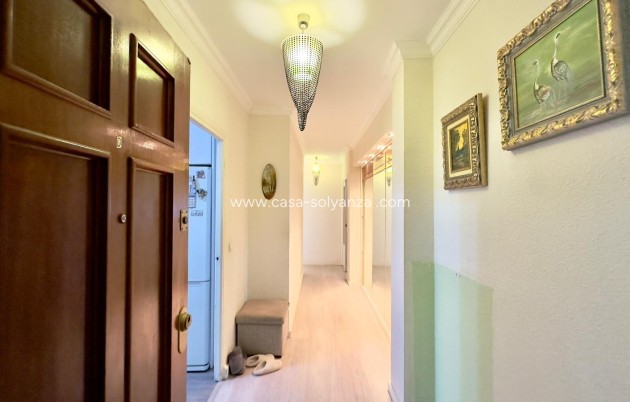Resale - Apartment / flat - Torrevieja - Center