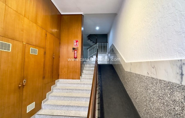 Resale - Apartment / flat - Torrevieja - Center