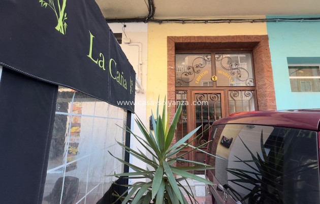 Resale - Apartment / flat - Torrevieja - Center