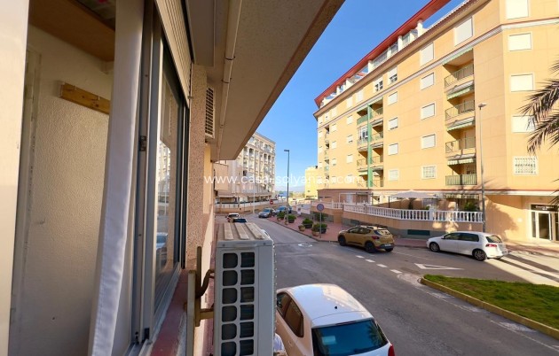 Resale - Apartment / flat - Guardamar del Segura - Center